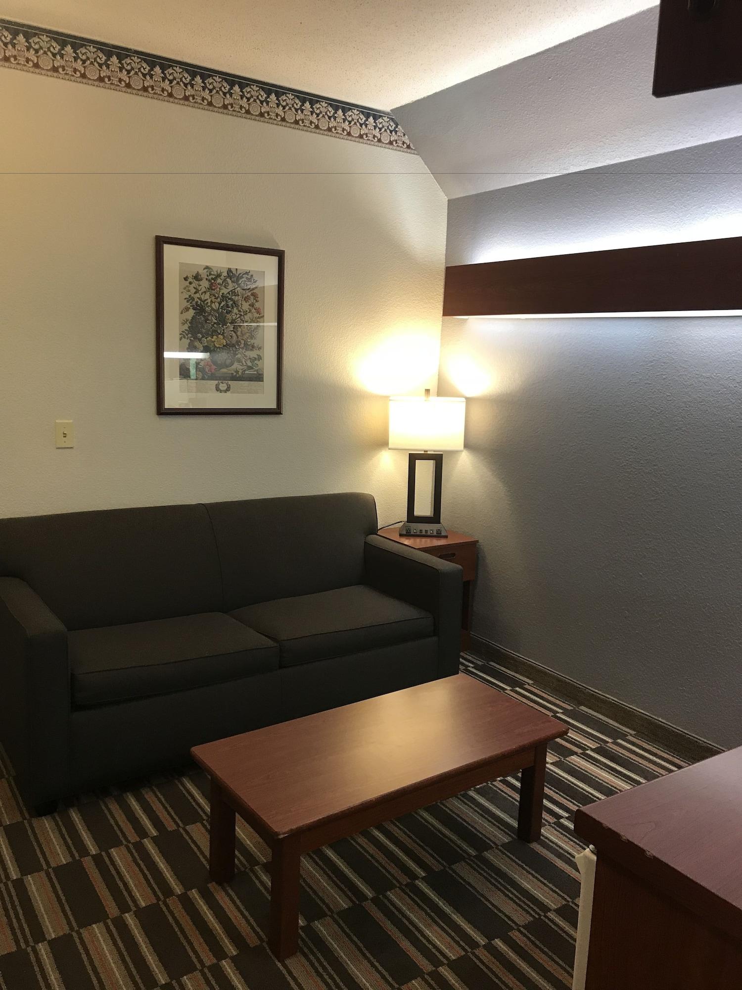 Microtel Inn & Suites Urbandale Exterior photo